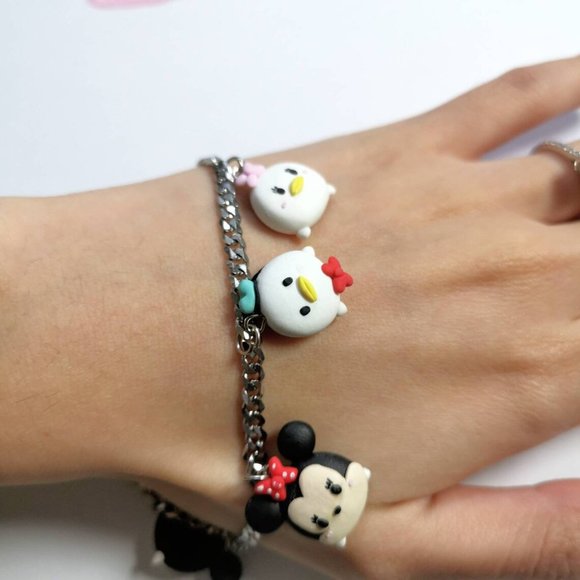 Disney Tsum Tsum Bracelet Mickey Minni Donald Daisy Pluto Goofy - Picture 4 of 5